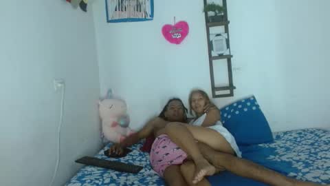 andrea_jose online show from 01-01-25, 02:20