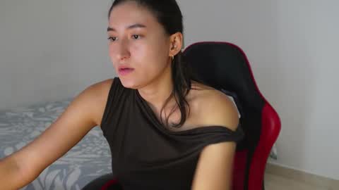 Snapshot of andrea_loaiza2 chatting on 02-03-26, 04:23 Andrea online show from 02-03-26, 04:23