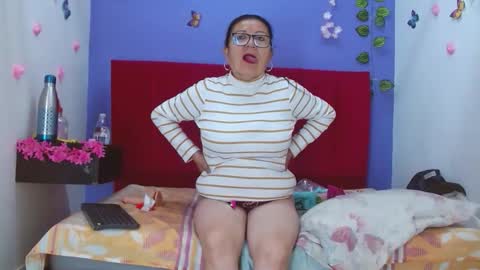 Snapshot of andrea_lopezcm chatting on 09-30-25, 11:15 ANDREA LOPEZ online show from 09-30-25, 11:15