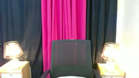 Snapshot of andreaforbedtime chatting on 02-01-25, 06:08 Andrea And Chloe Asians Girls online show from 02-01-25, 06:08