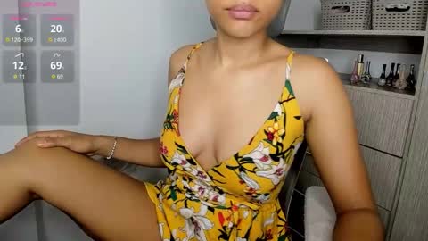 Snapshot of andrearboleda chatting on 11-17-25, 12:55 Andrea online show from 11-17-25, 12:55