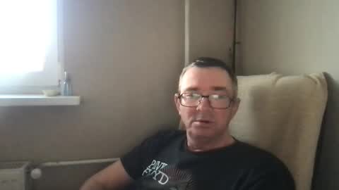Snapshot of andreass60 chatting on 03-21-26, 04:21 andreass60 online show from 03-21-26, 04:21