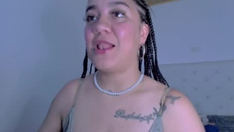 Snapshot of andrebigboobs chatting on 12-20-24, 09:06 Andre online show from 12-20-24, 09:06