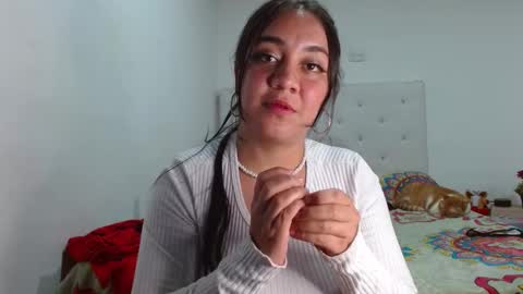 Snapshot of andrebigboobs chatting on 02-02-25, 03:32 Andre online show from 02-02-25, 03:32