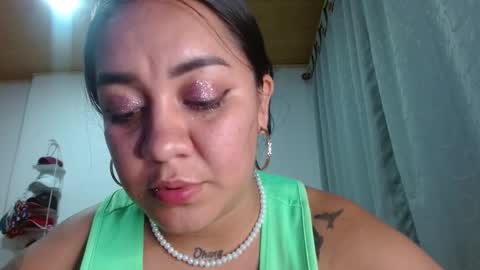 Snapshot of andrebigboobs chatting on 02-14-25, 01:34 Andre online show from 02-14-25, 01:34