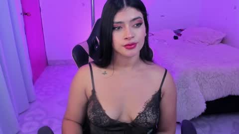Snapshot of andreeart chatting on 05-13-26, 08:34 ig online show from 05-13-26, 08:34