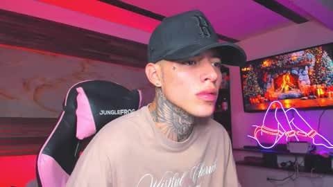 Snapshot of andrees_s chatting on 11-07-25, 07:03 andrees_s online show from 11-07-25, 07:03