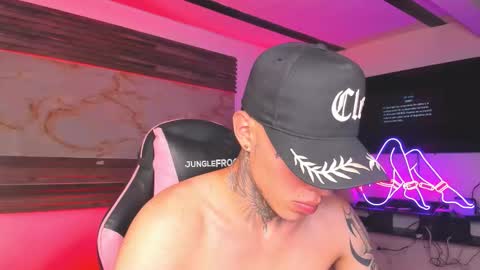 Snapshot of andrees_s chatting on 12-04-25, 12:42 andrees_s online show from 12-04-25, 12:42