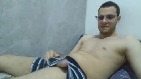 andres129494 online show from 04-12-26, 02:38