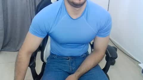 andres180950734 online show from 12-01-25, 11:59