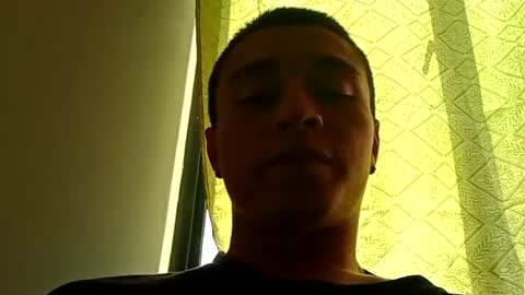 Snapshot of andres99gomez chatting on 07-06-26, 06:43 DrewDogg online show from 07-06-26, 06:43