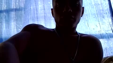 Snapshot of andres99gomez chatting on 07-19-26, 01:48 DrewDogg online show from 07-19-26, 01:48