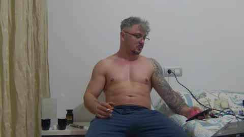 Snapshot of andres_dasli chatting on 03-05-25, 04:34 andres_dasli online show from 03-05-25, 04:34