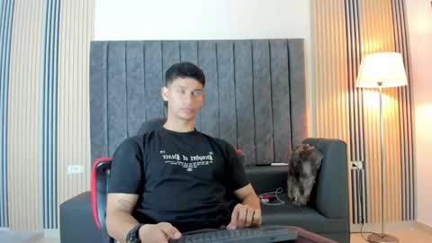 andres_stud online show from 09-15-25, 04:45