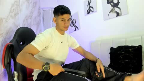 andres_stud online show from 11-10-25, 04:22