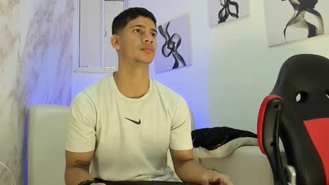 andres_stud online show from 11-18-25, 12:42