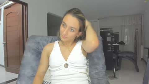Isa  --------- online show from 02-05-25, 03:55