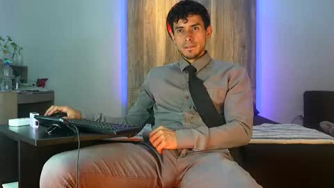 Andrew online show from 10-27-25, 04:49