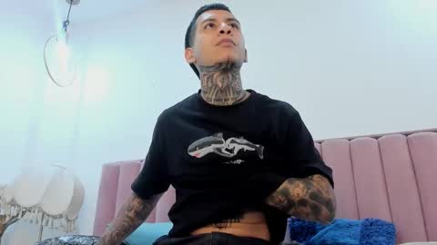 andrew_sanders69 online show from 01-06-26, 07:50