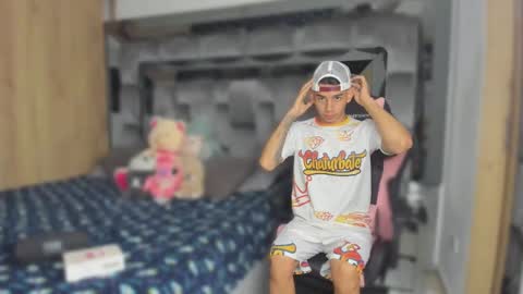 Andrew M. online show from 11-04-25, 05:17