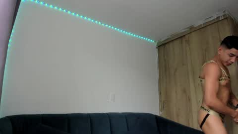 Andrew M. online show from 04-09-26, 08:14