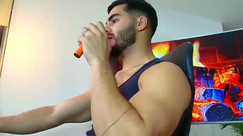 ANDREW WEST online show from 02-24-25, 01:31