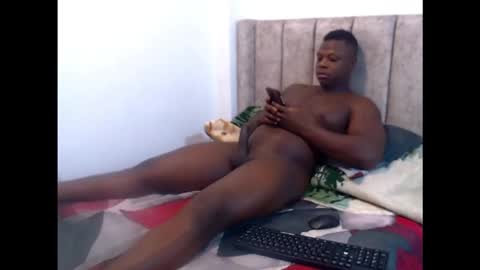 andrewburke06 online show from 12-23-25, 08:23