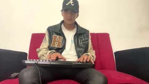 Snapshot of andrewcooper1 chatting on 11-17-25, 03:45 andrew online show from 11-17-25, 03:45