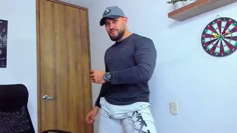 Snapshot of andrewdiaz_ chatting on 09-30-25, 11:54 Andrew Diaz online show from 09-30-25, 11:54