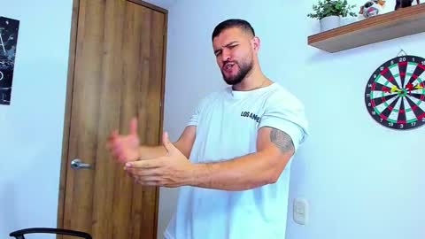 Snapshot of andrewdiaz_ chatting on 10-03-25, 05:48 Andrew Diaz online show from 10-03-25, 05:48