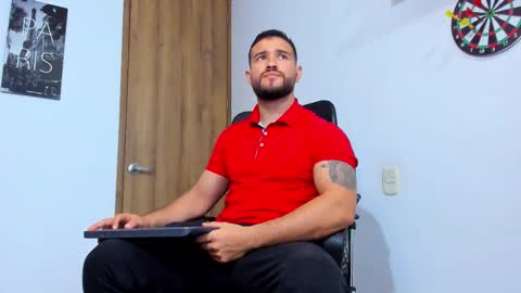 Snapshot of andrewdiaz_ chatting on 10-12-25, 08:35 Andrew Diaz online show from 10-12-25, 08:35