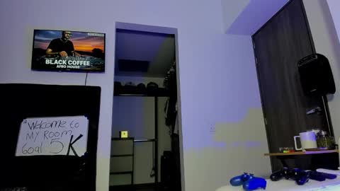 Andrew Johnson online show from 10-19-25, 11:27