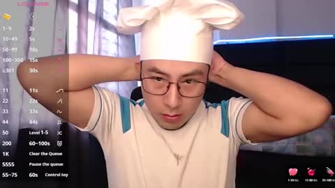 andrewmhilton_ online show from 09-23-25, 06:55