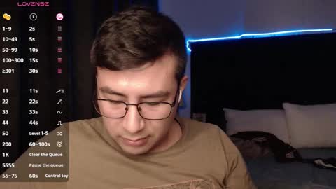 andrewmhilton_ online show from 10-23-25, 01:38