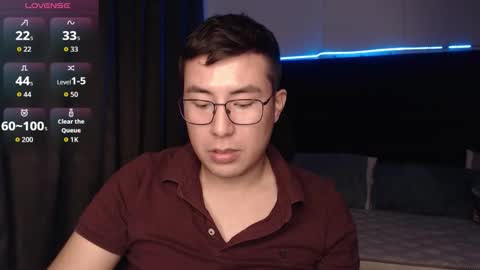 andrewmhilton_ online show from 12-04-25, 05:06