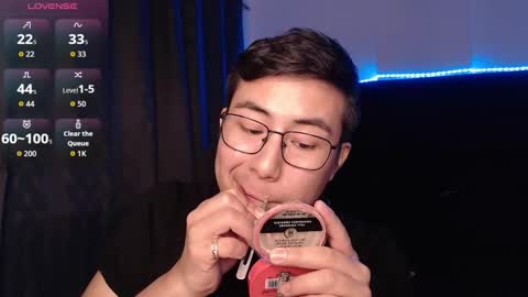 andrewmhilton_ online show from 02-19-26, 06:09