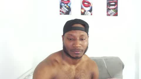 Snapshot of andrewoconnor__ chatting on 11-30-25, 02:32 Andrew Oconnor online show from 11-30-25, 02:32