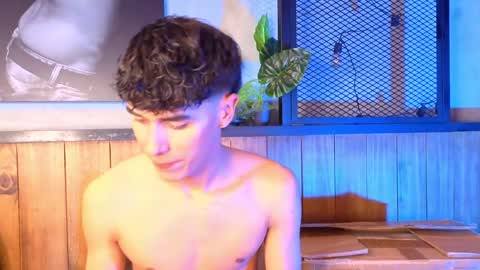 AndreWortix online show from 04-05-26, 05:04