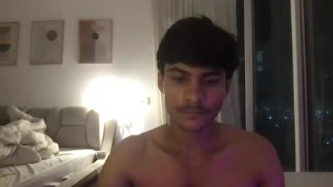 Snapshot of andrewtatae01 chatting on 06-26-26, 05:06 andrewtatae01 online show from 06-26-26, 05:06