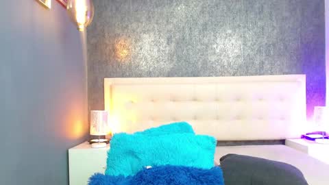   online show from 02-02-25, 01:19