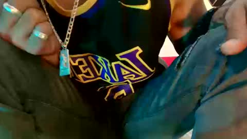   online show from 09-10-25, 09:15