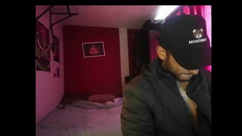 androd666 online show from 12-30-24, 04:19