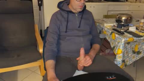 androx77 online show from 03-28-26, 09:36