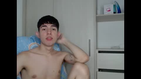 andy19_hot online show from 10-26-25, 04:13