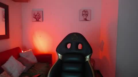 andy_eagleton_20 online show from 04-03-26, 03:15