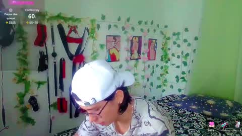 Snapshot of andy_gray01 chatting on 03-05-25, 02:12 Andy Gray online show from 03-05-25, 02:12