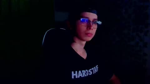 Snapshot of andy_gray01 chatting on 09-27-25, 10:53 Andy Gray online show from 09-27-25, 10:53