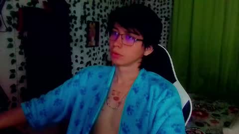 Snapshot of andy_gray01 chatting on 10-17-25, 11:02 Andy Gray online show from 10-17-25, 11:02