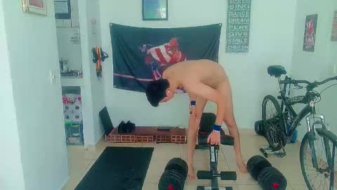 Snapshot of andy_gray01 chatting on 11-04-25, 06:07 Andy Gray online show from 11-04-25, 06:07