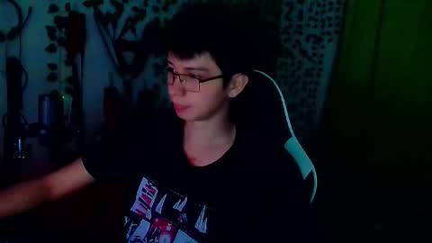 Snapshot of andy_gray01 chatting on 12-05-25, 11:41 Andy Gray online show from 12-05-25, 11:41